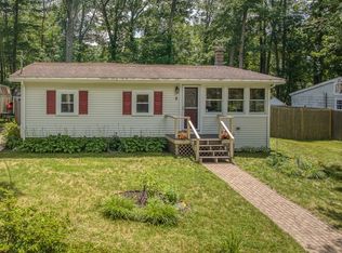 6 Knoll Rd, Hopkinton, MA 01748