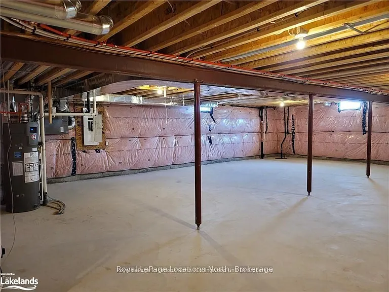 81 Season Cres — Photo 13