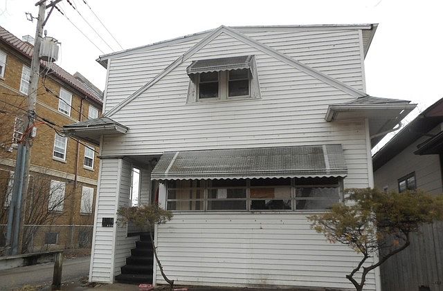 1st image of 1541 N Lawler Ave