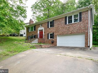 2011 Buoy Dr, Stafford, VA