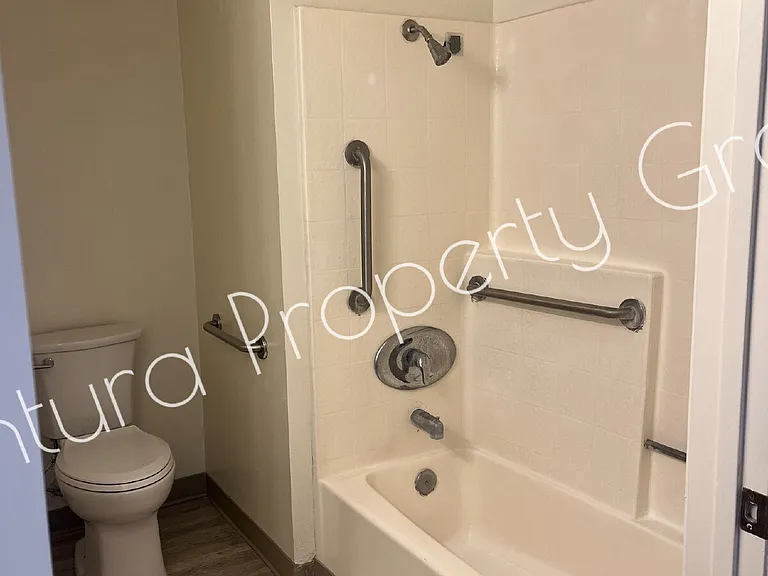 234 S Steckel Dr #6 — Photo 6