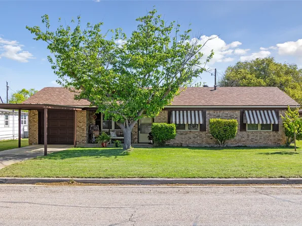 3618 3rd St, Brownwood, TX 76801