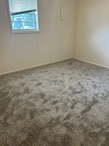 2 bed, 750 sqft, $950 — Photo 3