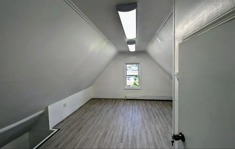 532 Fern Ave #2 — Photo 8