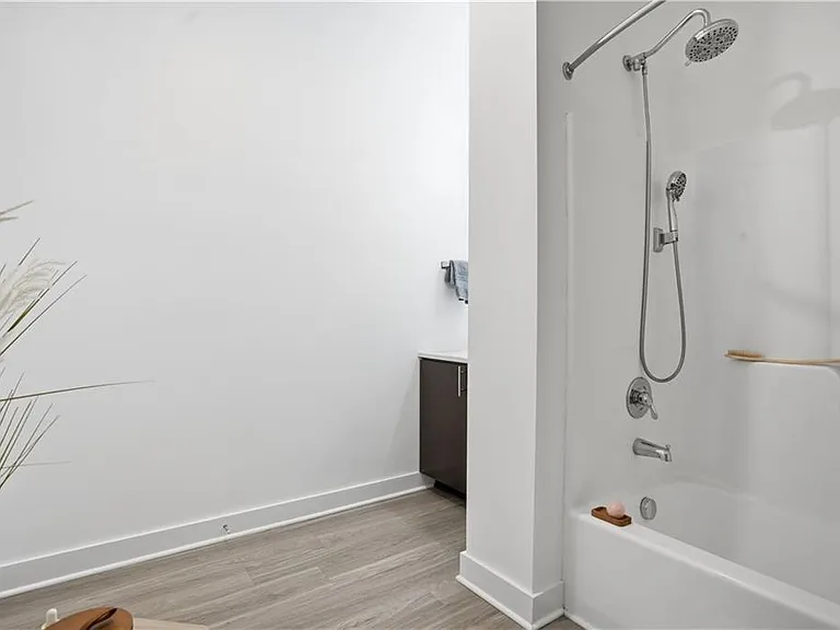 3607 Butler St #202 — Photo 16
