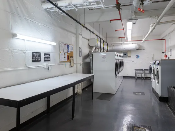 3840 Greystone Avenue image 15 of 15