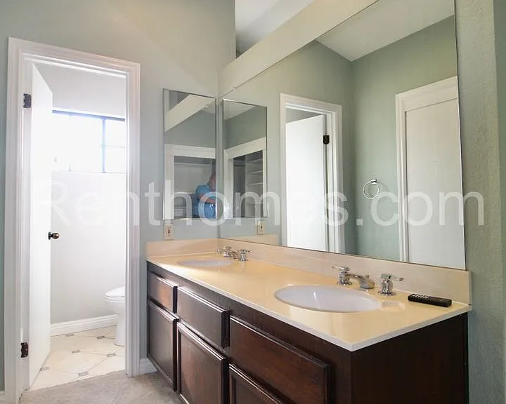 10928 Sunset Ridge Dr — Photo 23