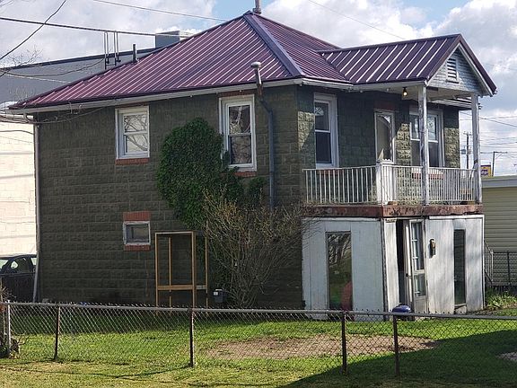 2nd image of 4810 Kentucky St #1/2