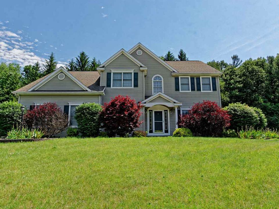 15 Brookhaven Ln, East Greenbush, NY 12061 Zillow