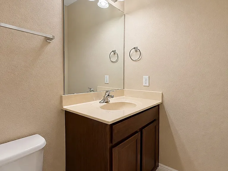 14225 Walcott Ave — Photo 26