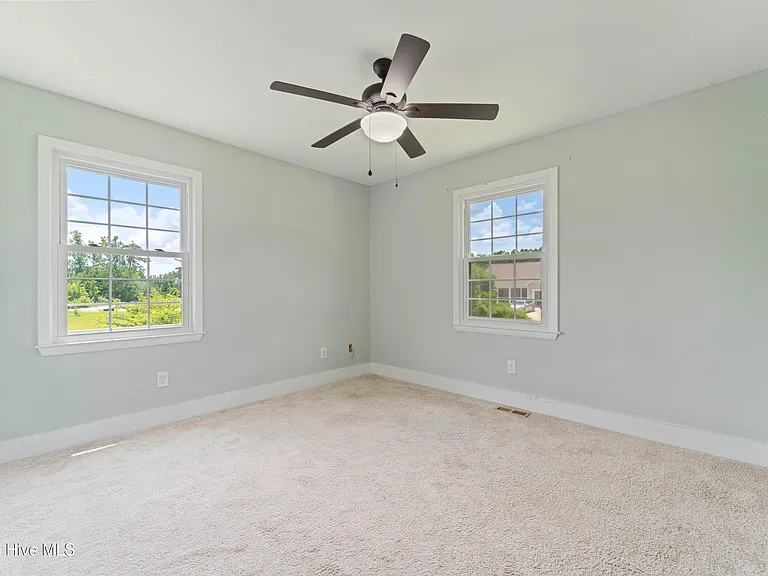 108 Quail Hollow Dr — Photo 14