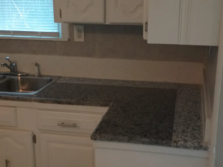 3717 Myrtle St — Photo 19