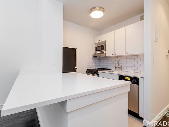 2nd image of 43 W 16th St APT 2H