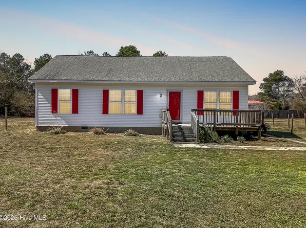 470 Woodleigh Road, Knotts Island, NC 27950