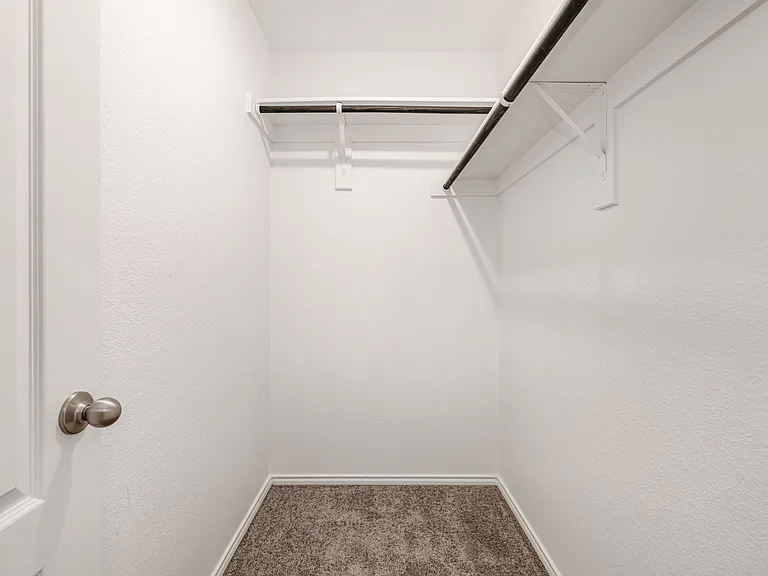 2216 Canongate Dr — Photo 11