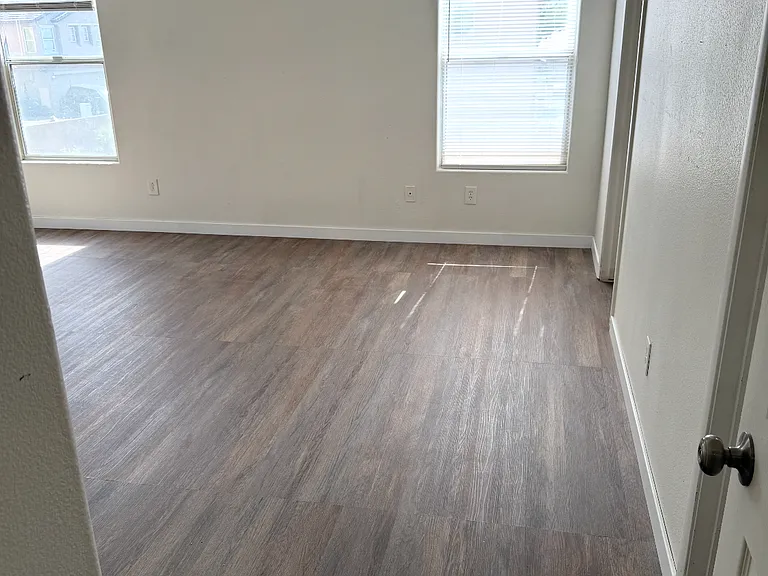 8613 Palomino Ranch St — Photo 25