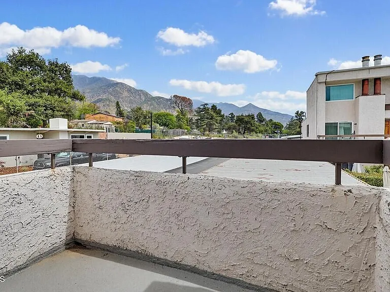 2680 Lake Ave #8 — Photo 24