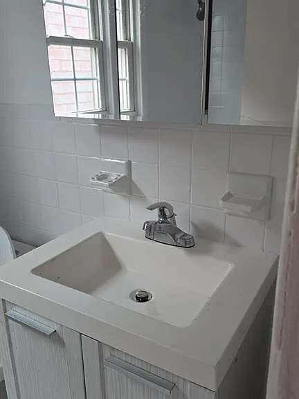 7029 Grand Ave — Photo 5