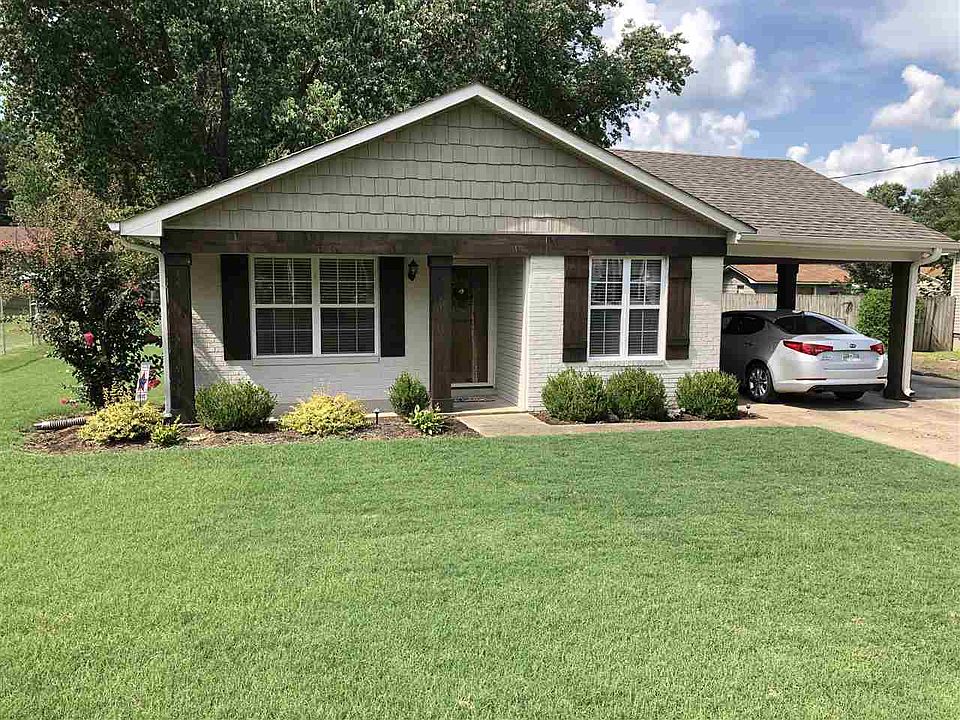 1st image of 1120 Janice Ln