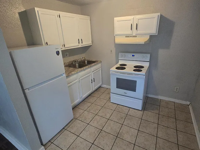 118 Patton Ave NW #B — Photo 8