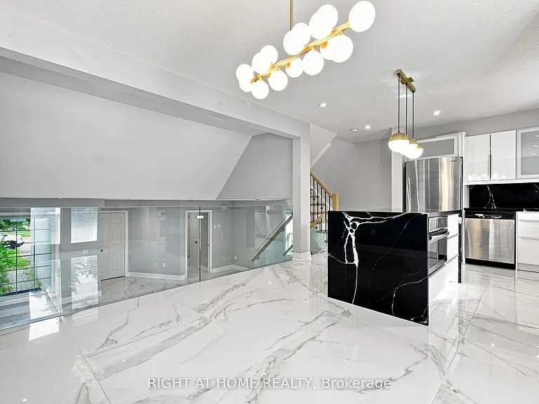 187 Clairfields Dr E — Photo 13