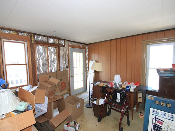 2nd image of 115 McKinstry St