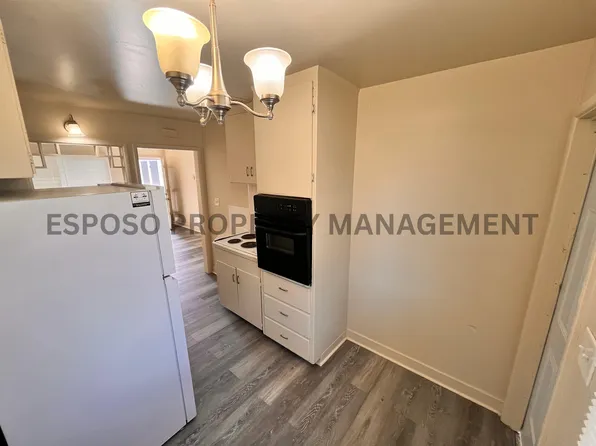 4550 E Sierra Madre Ave #D, Fresno, CA 93726