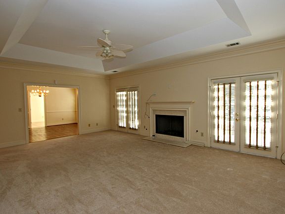 5th image of 9320 Coleherne Ct