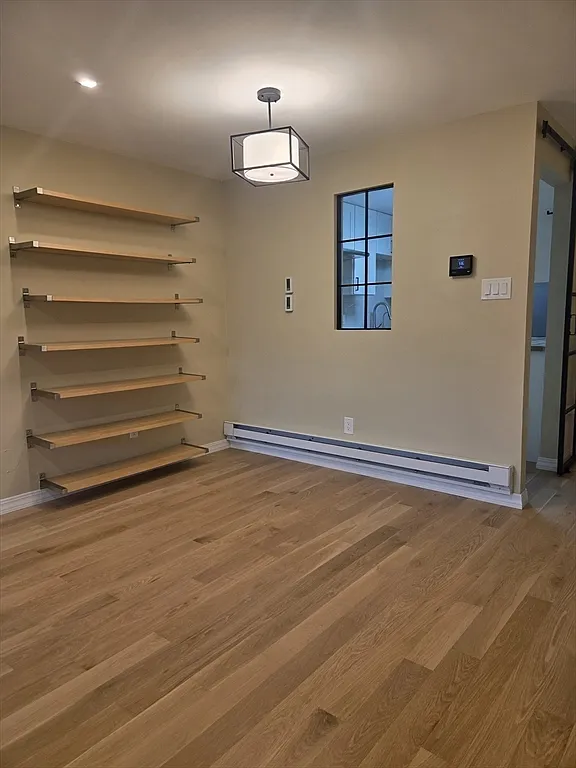 2 bed, 1.5 bath, 960 sqft, $2,900 — Photo 4