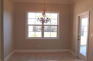 5th image of 2452 Churchill Dr