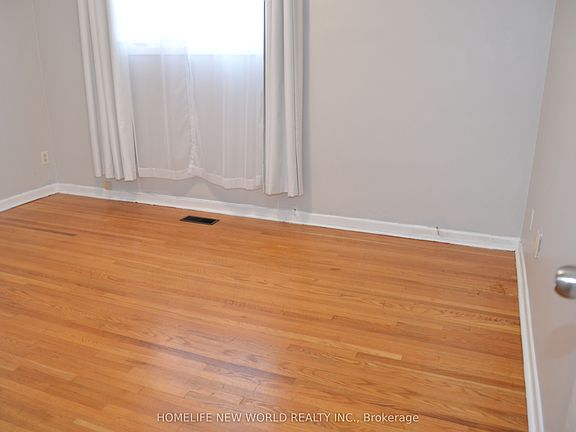 3rd image of 138 Lindylou Rd