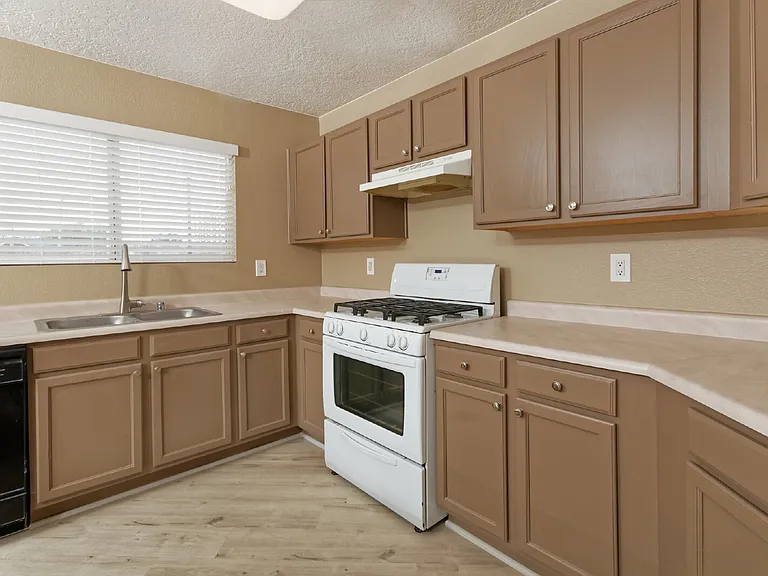 6900 Poppy Pl NW — Photo 7