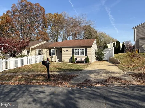 1091 Brightleaf Dr, Arnold, MD 21012