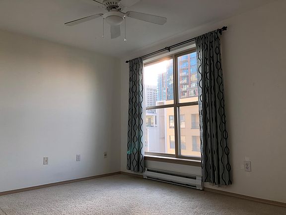 3rd image of 1323 Boren Ave APT 510