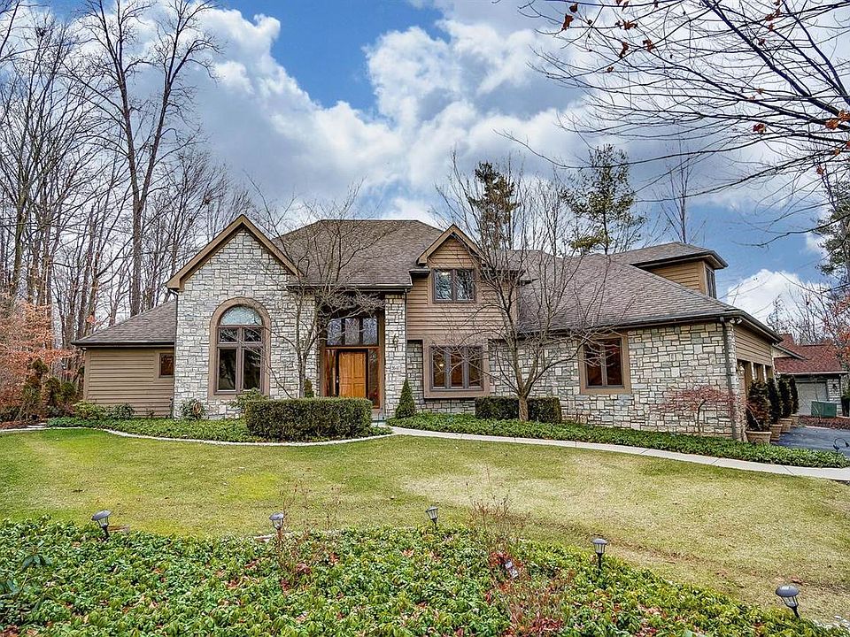 1st image of 3647 Woodstone Dr