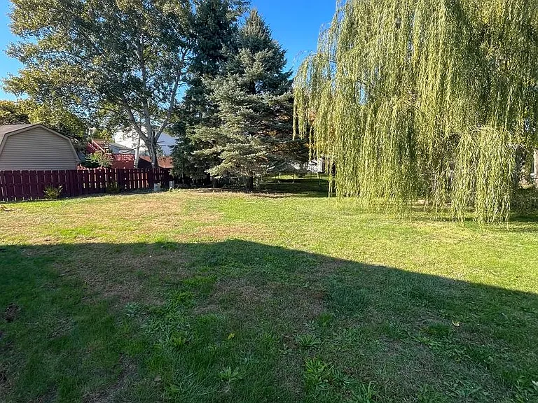 5090 Silver Bow Dr — Photo 24