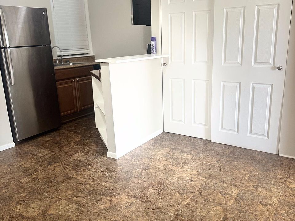 1st image of 2239 Oregon Ave #2F