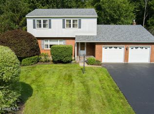 52 Carstead Dr, Slingerlands, NY 12159
