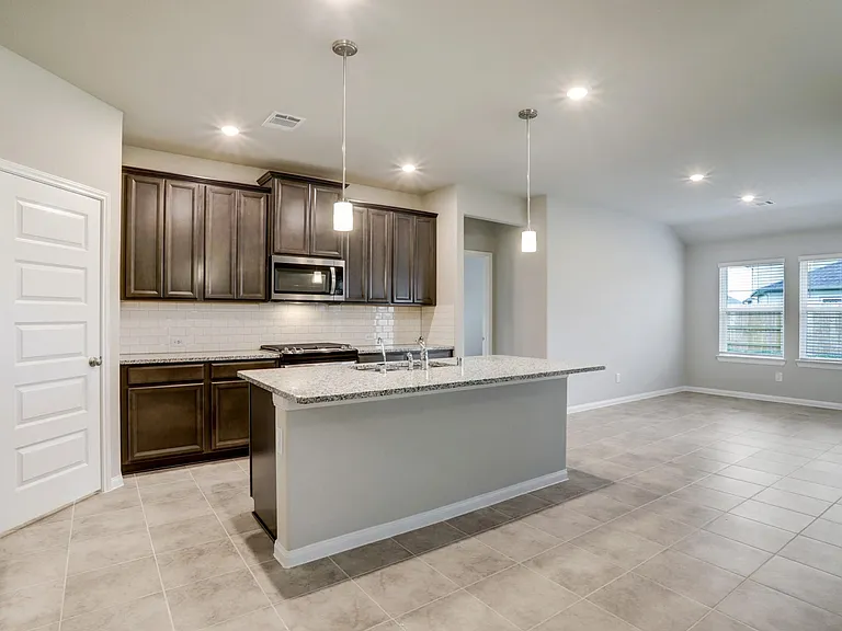 2110 Cherryvale Dr — Photo 8