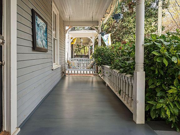 3rd image of 218 Pace St