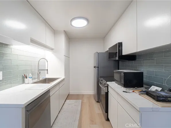 304 S Miraleste Dr Unit 34, San Pedro, CA 90732