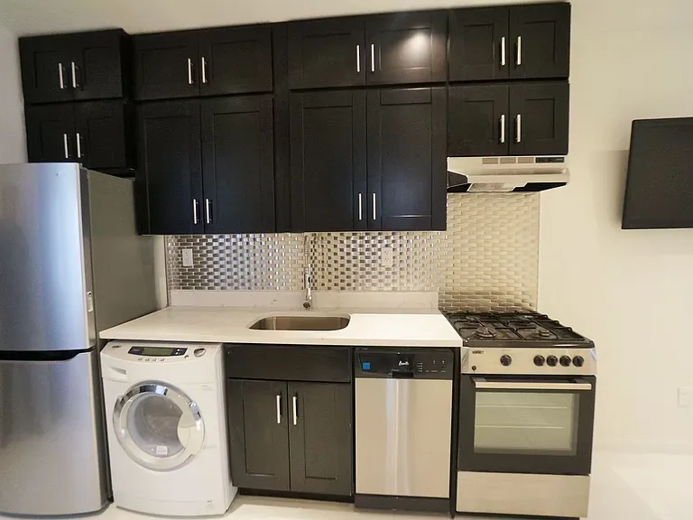 204 W 108th St #8 — Photo 2