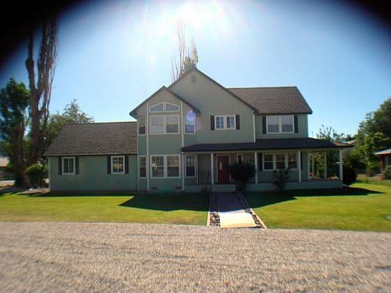 1st image of 1350 Elges Ave