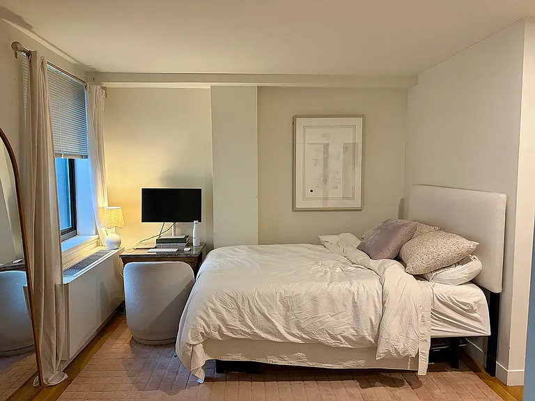 144 W 23rd St #3A — Photo 5
