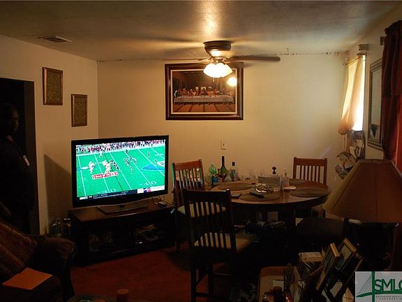5th image of 132 Oglesby Ave