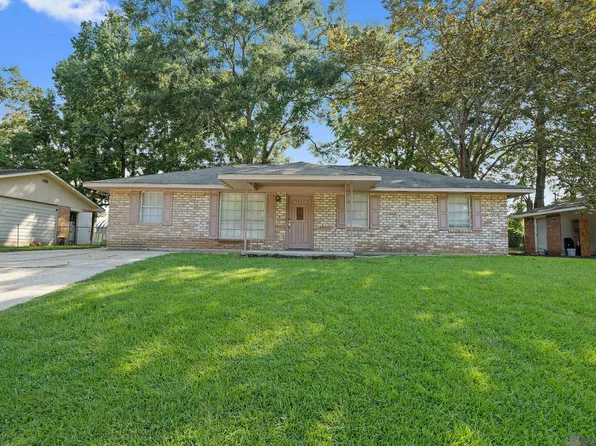 2608 Boxwood Dr, Baker, LA 70714