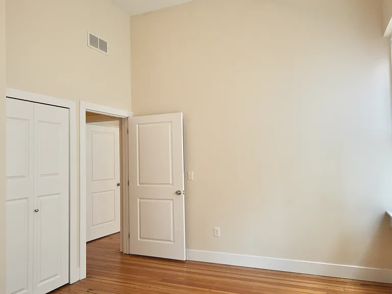 906 Main St #520 — Photo 12