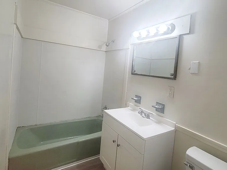 County View Apartments — Photo 14