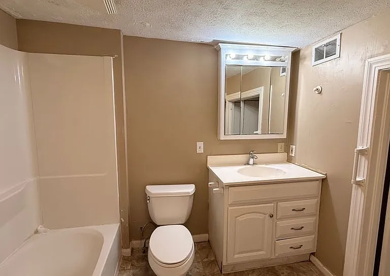 629 Portage Lakes Dr — Photo 15