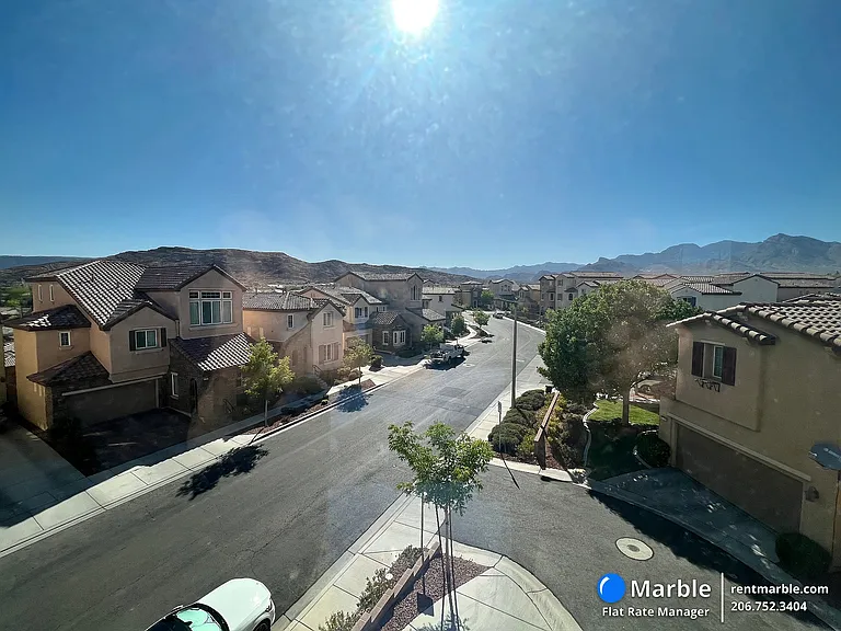11372 Colinward Ave — Photo 2